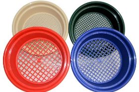 Economy Stackable Seives - 9/16" - Blue PRODUCT DETAILS Our new model, Economy stackable sieves come in different colors for the desired mesh. They have been carefully designed to be the ideal tool for classifying material for your sluice box, concentrator, gold pan and more. Use with any of our CS models to get the perfect classification of materials you need! Made in the USA!