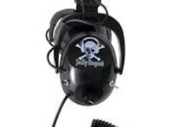 DetectorPro Jolly Rogers Headphones - JR 9108 Super Comfortable, Adjustable and They Just Plain Stay on your Head Have a Jolly Good Time finding treasure with our Jolly Rogers metal detector headphones. By Jolly Good Time we mean you will find them super comfortable, adjustable, and they just plain stay on your head! In fact, Jolly Rogers headphones have the same rugged construction as our now famous, full featured professional Gray Ghost headphones. You will like the way these headphones cover your entire ear comfortably and block out ambient noise allowing you to hear the faintest signals. *Please Note : If using a DetectorPro Headphone on the Minelab CTX-3030, an optional 1/4" mono to stereo adapter may be required when using the removable 1/4" headphone module.